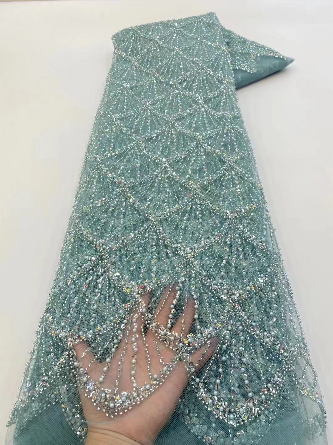 Afrikanischer Tüll-Spitzenstof – Glitter Tablecloth Bewertung und Preis
